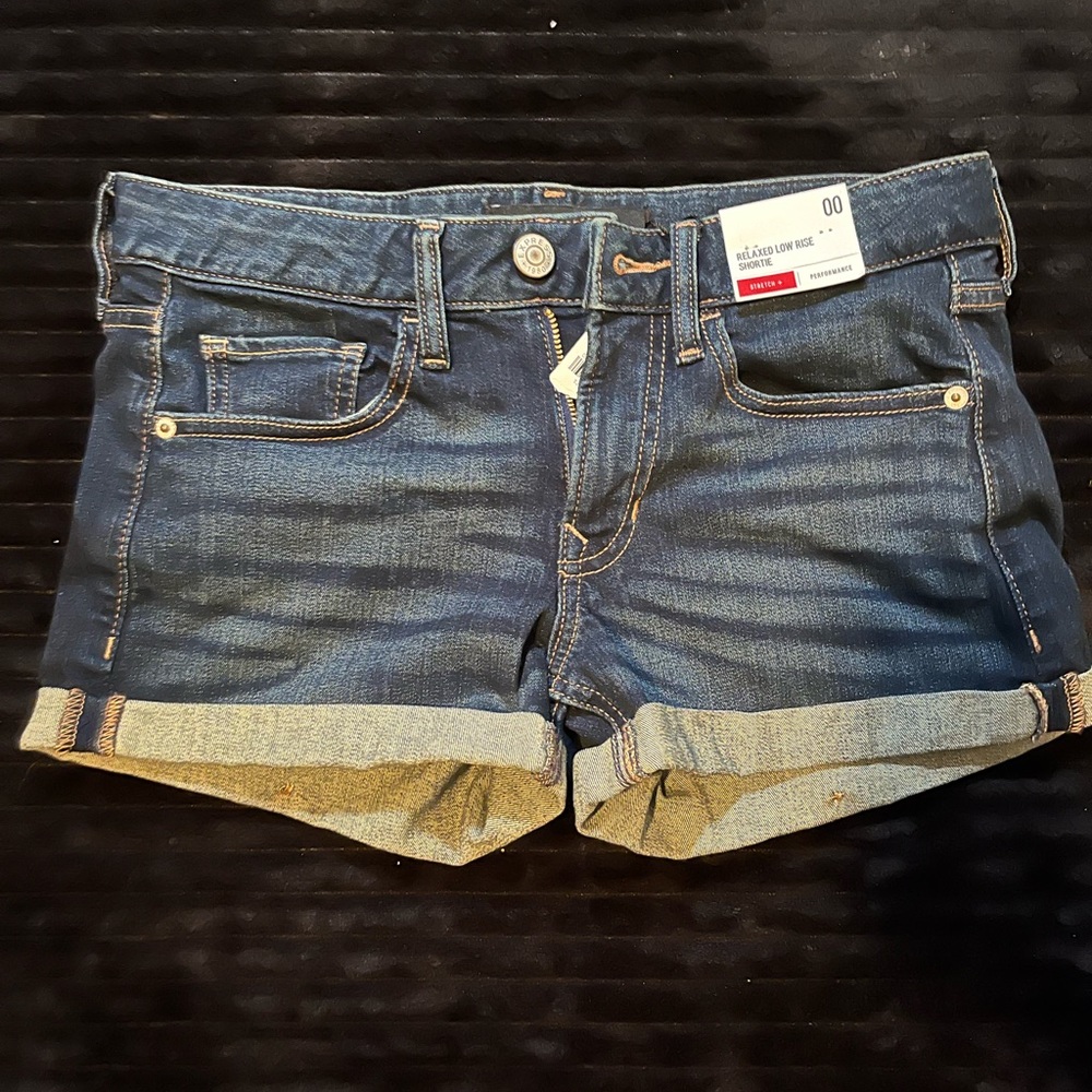 express relaxed low rise shortie